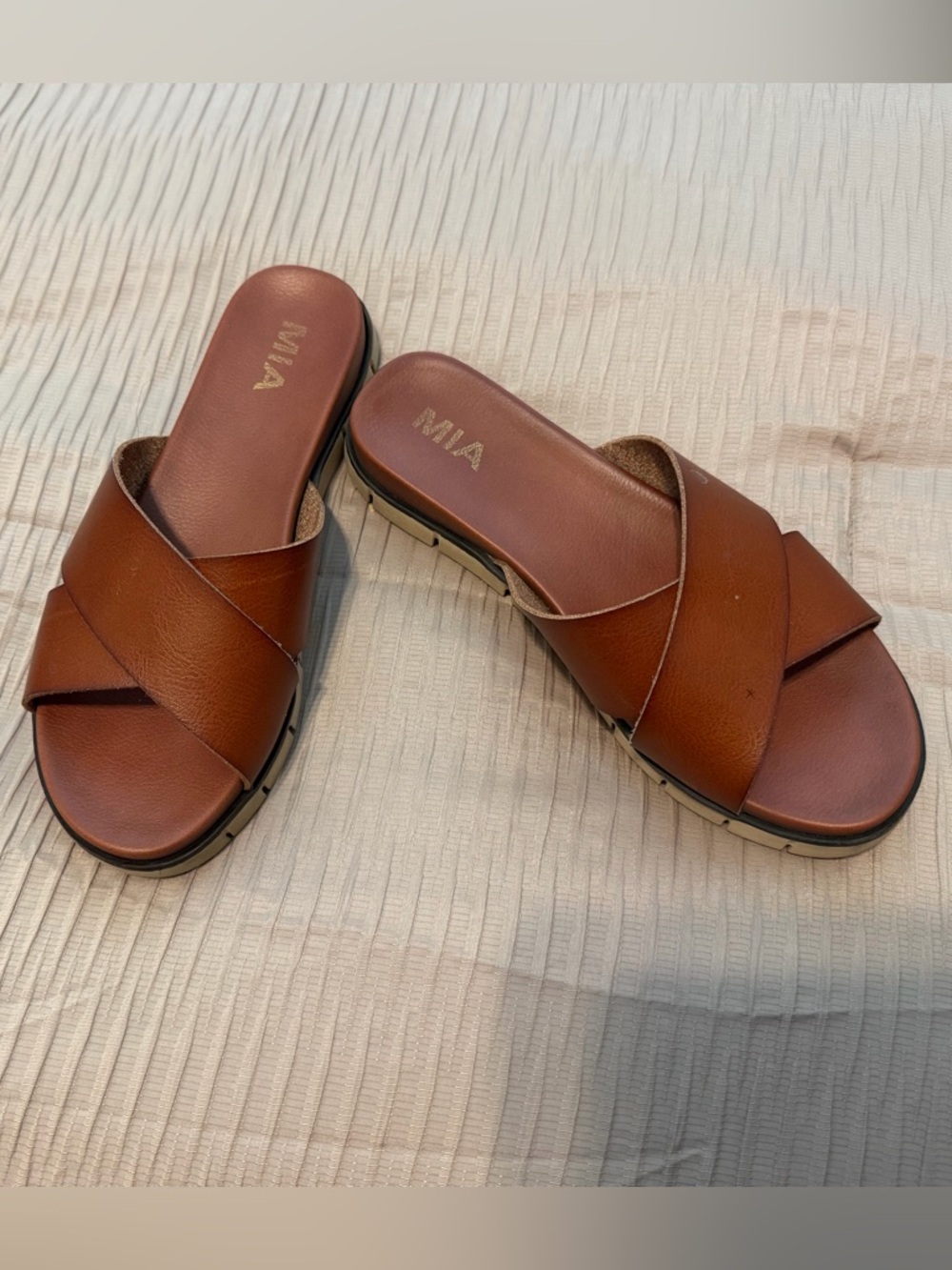 MIA Women's Elissa Crisscross Slide Sandal size 8 - Picture 4 of 10